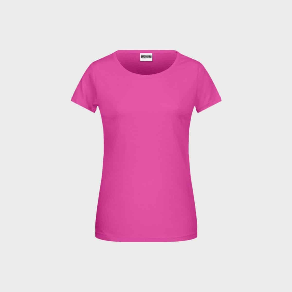 Auf einem schlichten weißen Hintergrund ist ein leuchtend rosafarbenes, kurzärmeliges, tailliertes Damen-Basic-T aus Bio-Baumwolle abgebildet. Das T-Shirt aus Bio-Baumwolle hat einen runden Ausschnitt und sieht mit seiner glatten Textur brandneu aus.