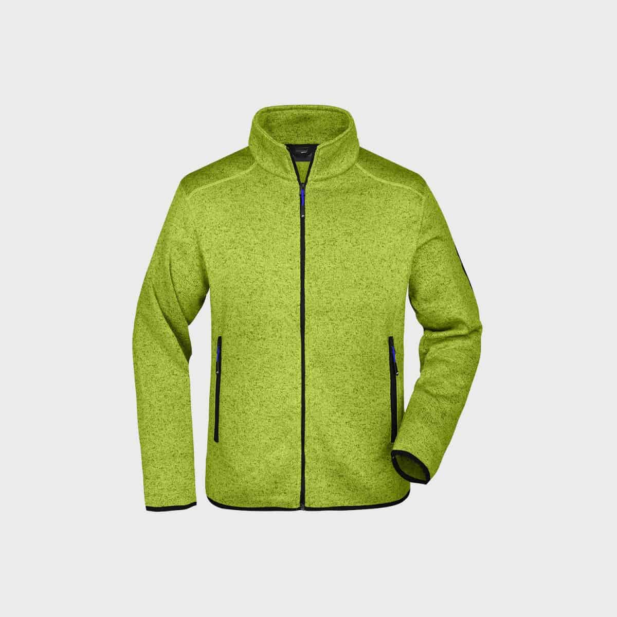 Eine limettengrüne Fleecejacke mit hohem Kragen, durchgehendem Frontreißverschluss und zwei seitlichen Reißverschlusstaschen. Die Jacke hat ein schlichtes, klares Design mit schwarzen Reißverschlussakzenten und ist auf einem schlichten weißen Hintergrund abgebildet.