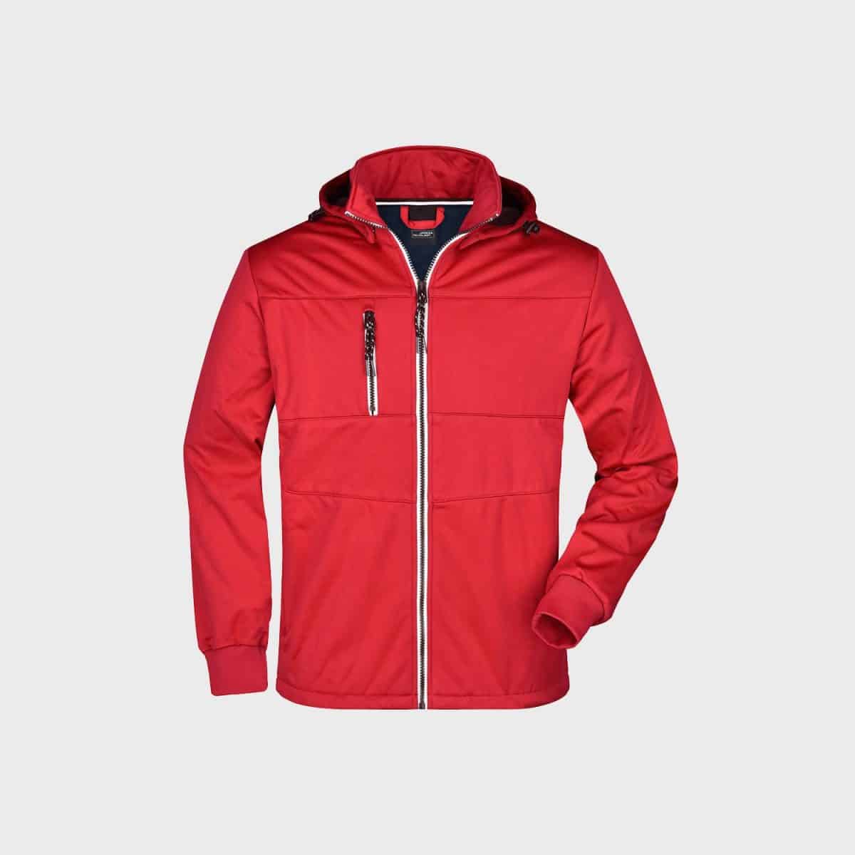 Eine rote Kapuzenjacke mit durchgehendem Frontreißverschluss, langen Ärmeln und zwei Seitentaschen. Die Jacke verfügt außerdem über eine vertikale Brusttasche mit Reißverschluss auf der linken Seite. Der Stoff wirkt glatt und das Innenfutter am Kragen ist schwarz.